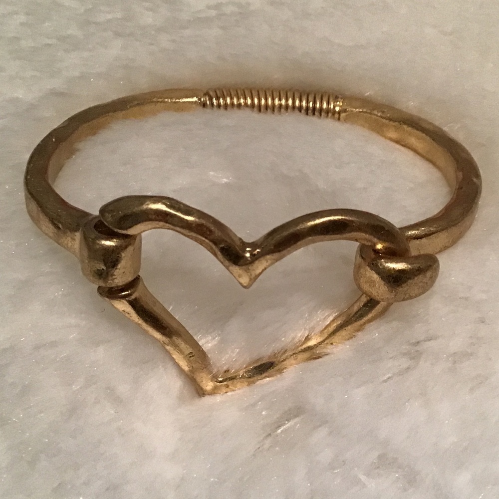 Heart bracelet